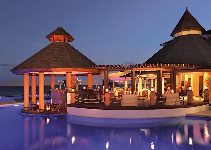 Secrets St. (adults Only) Hotel